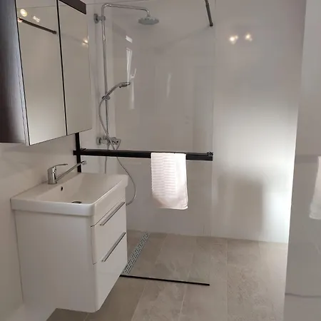 Haus Am Vino Vino Апартаменты *